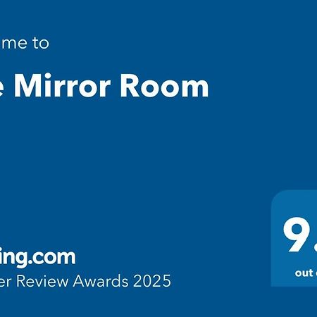 The Mirror Room เวลีคอเทอร์โนโว ภายนอก รูปภาพ
